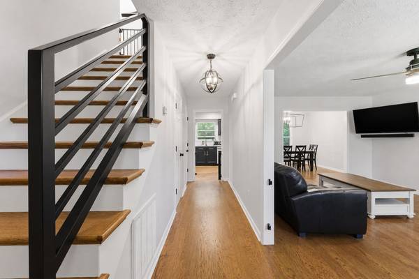 1348 Marymont Dr, Murfreesboro, TN 37129