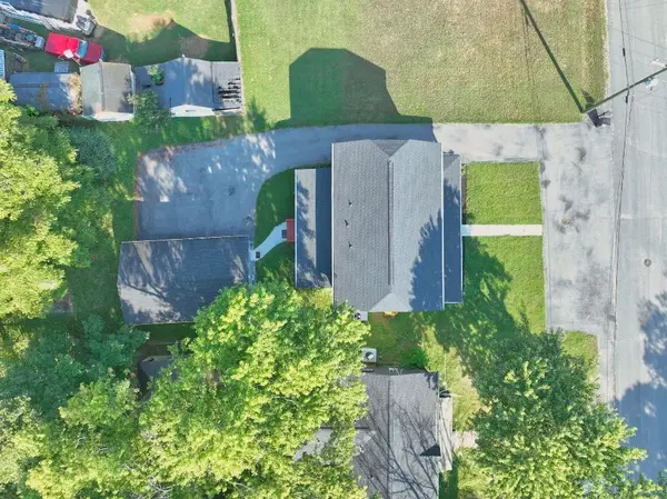 102 Becker Ave, Old Hickory, TN 37138