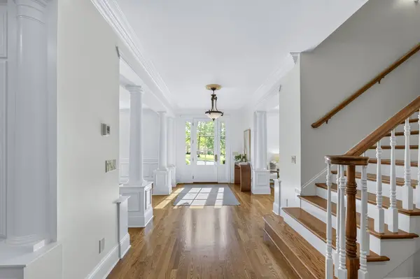 9429 Weatherly Dr, Brentwood, TN 37027