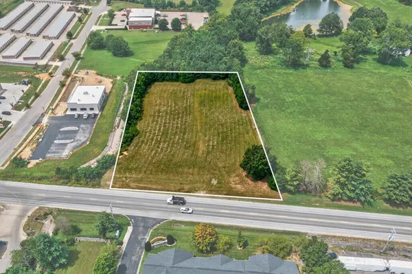 2355 Highway 31 #W, White House, TN 37188