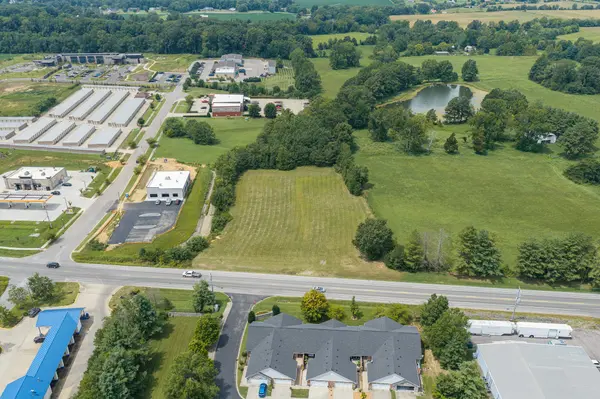 2355 Highway 31 #W, White House, TN 37188