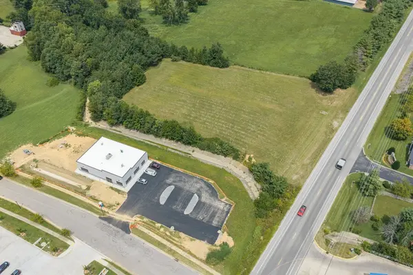 2355 Highway 31 #W, White House, TN 37188