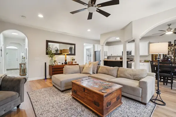 2521 Pennington Bend Rd #206, Nashville, TN 37214