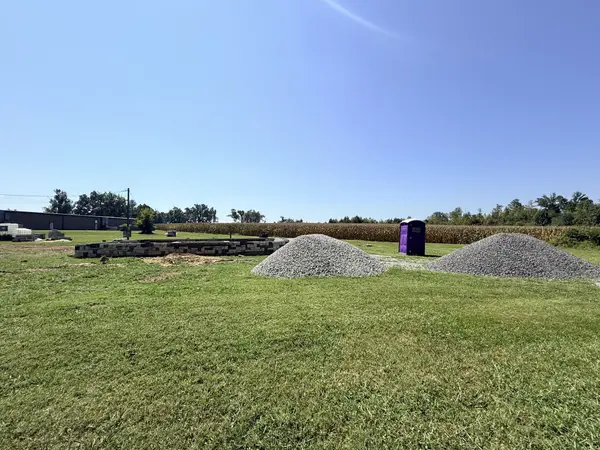 87 Daniel Hollow Rd, Tullahoma, TN 37388