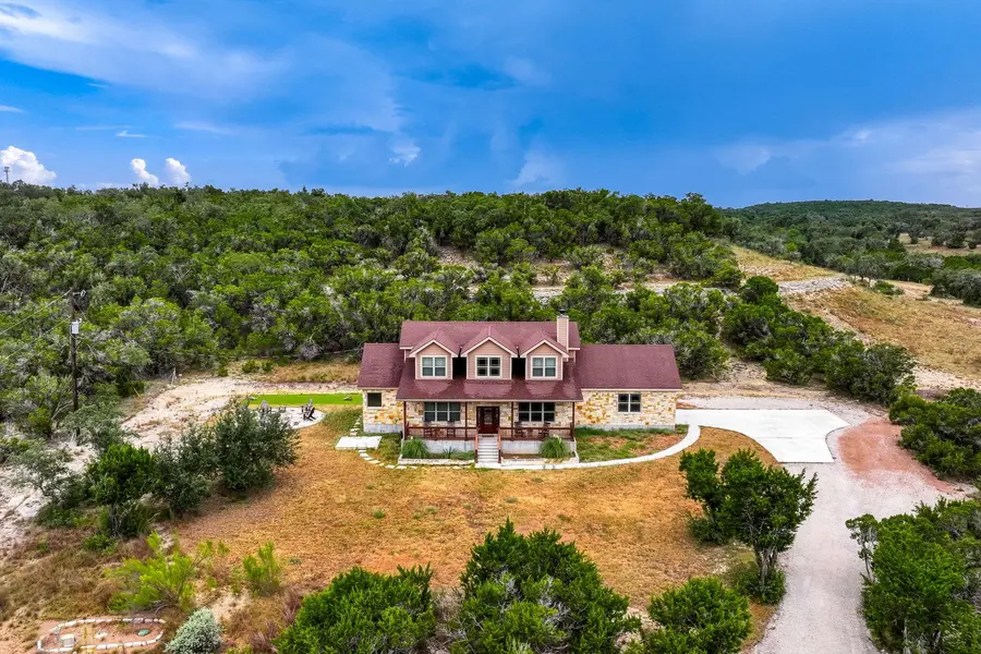 441 Eagle LN, Fischer, TX 78623