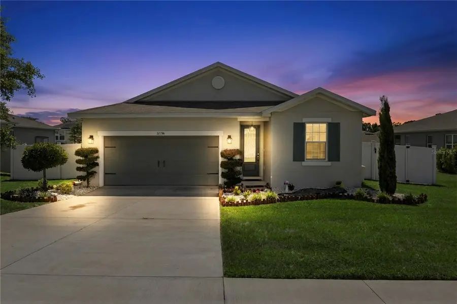 31736 BROADWATER AVE, Leesburg, FL 34748