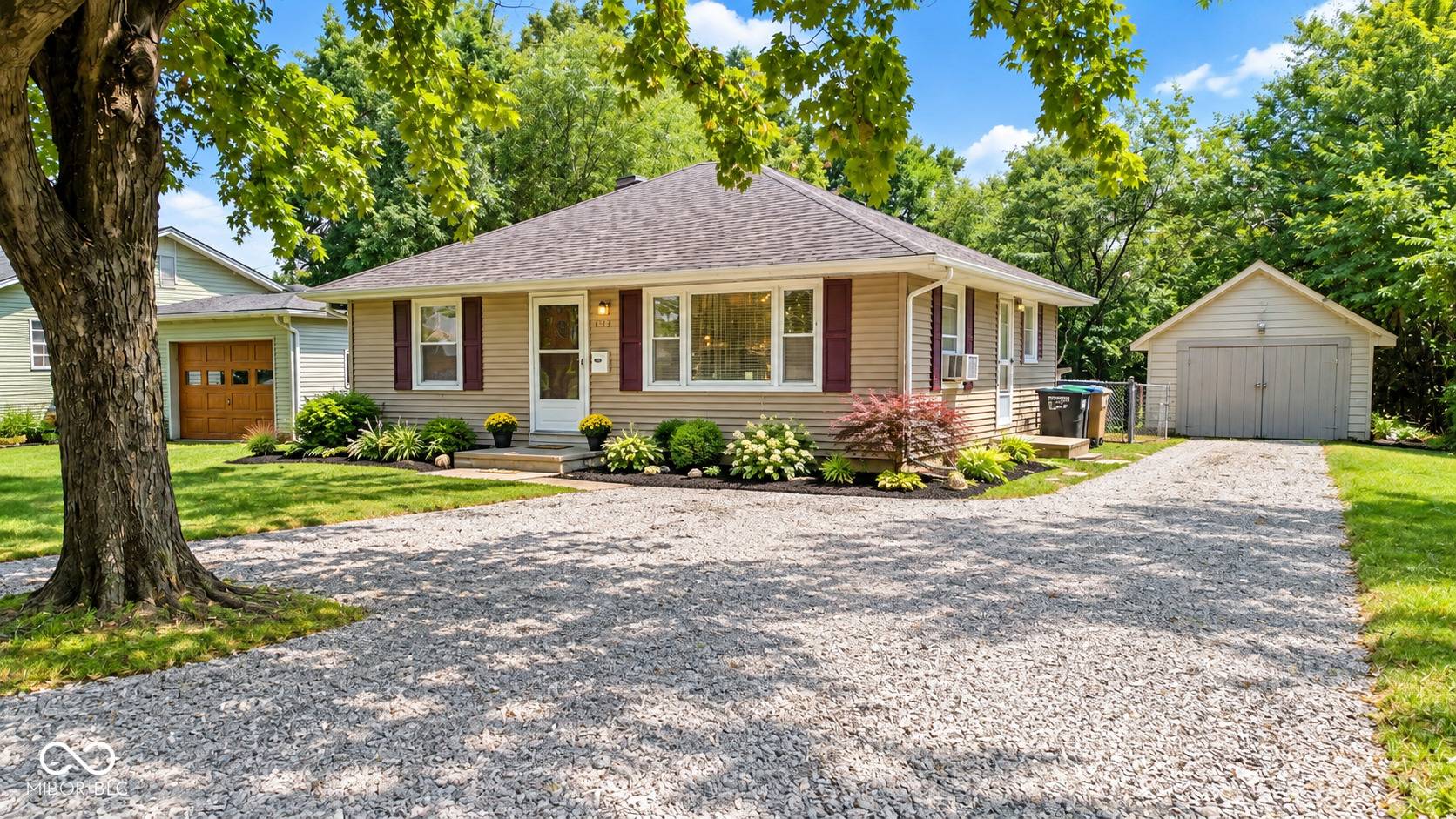 3113 17th, Columbus, IN 47201