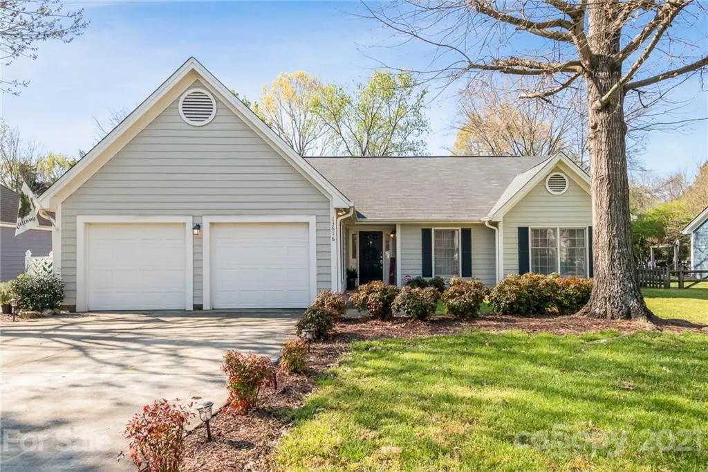 13616 Capworth LN, Charlotte, NC 28273