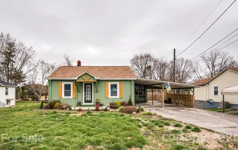 114 Settlemyre RD, Morganton, NC 28655