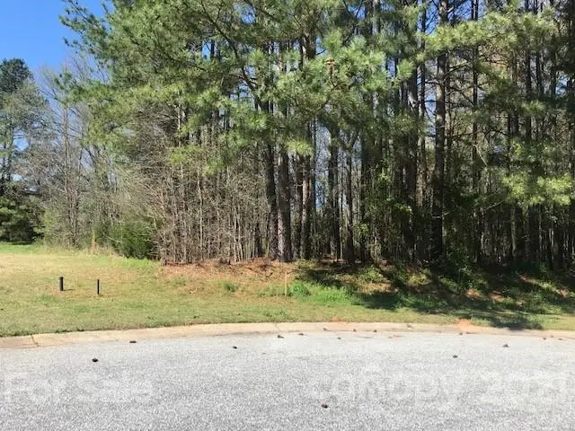 3226 Player CT #48, Salisbury, NC 28144