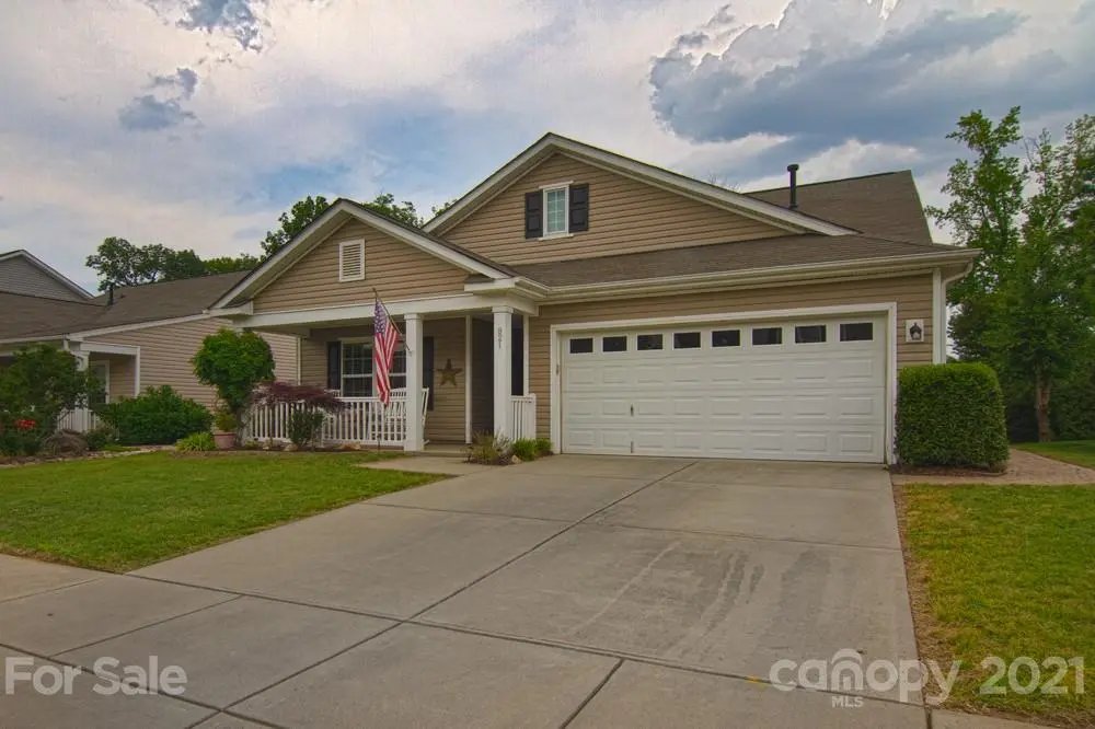 821 Traditions Park DR, Pineville, NC 28134