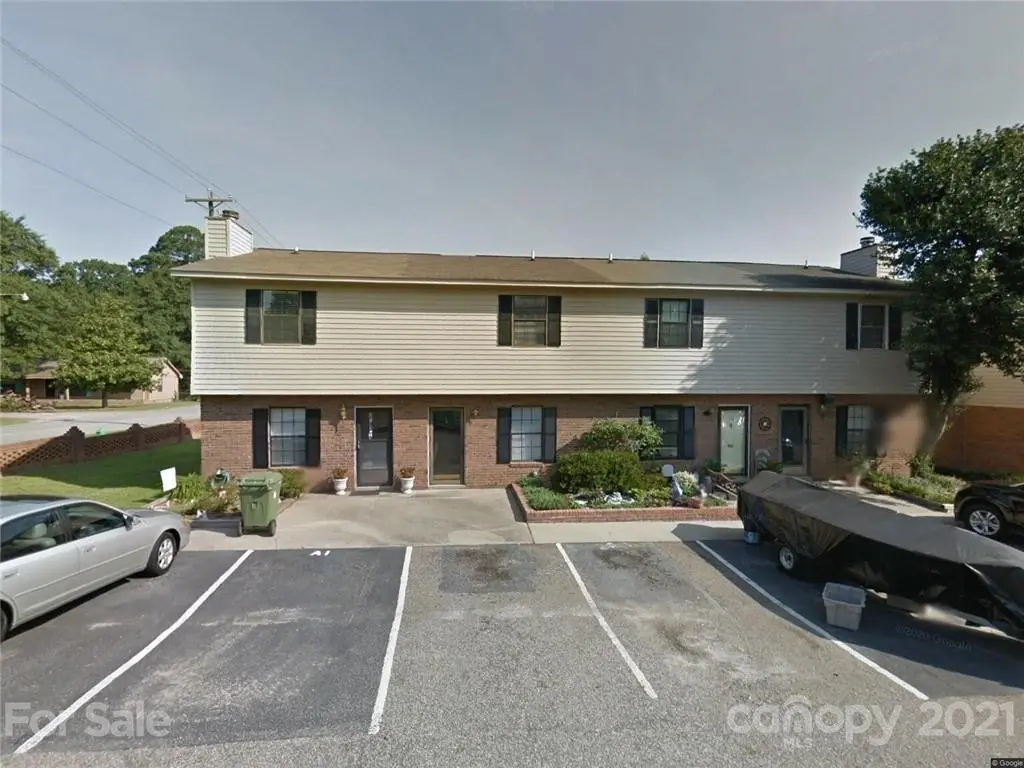 4 Allison CT, Cayce, SC 29033