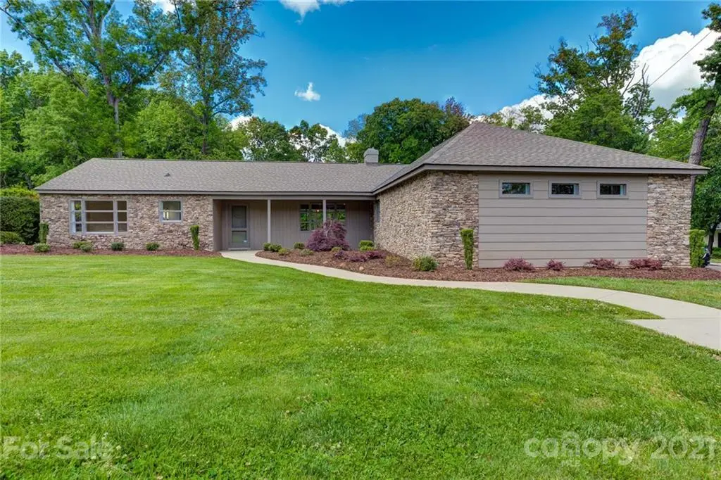 8 Oak RD, Salisbury, NC 28144