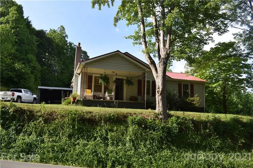 1081 Goose Creek RD, Marion, NC 28752