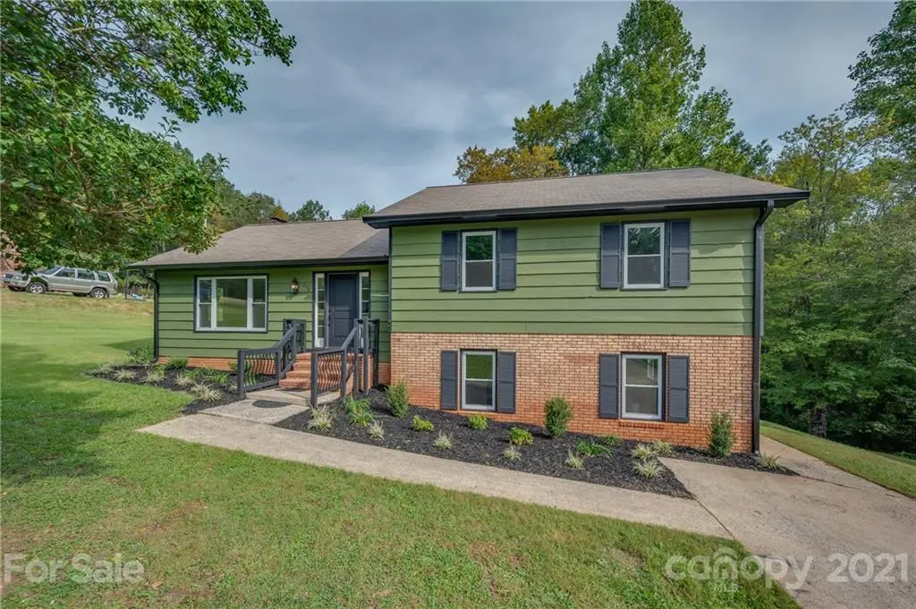 257 River Hills DR, Forest City, NC 28043