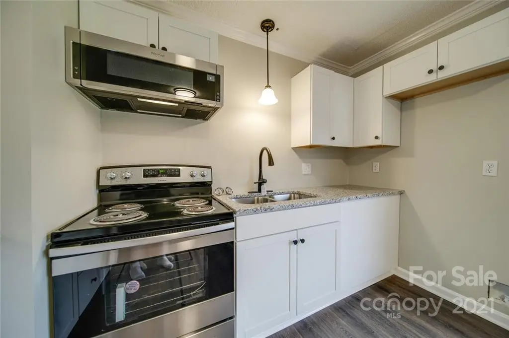 243 Branchwood CIR, Kings Mountain, NC 28086