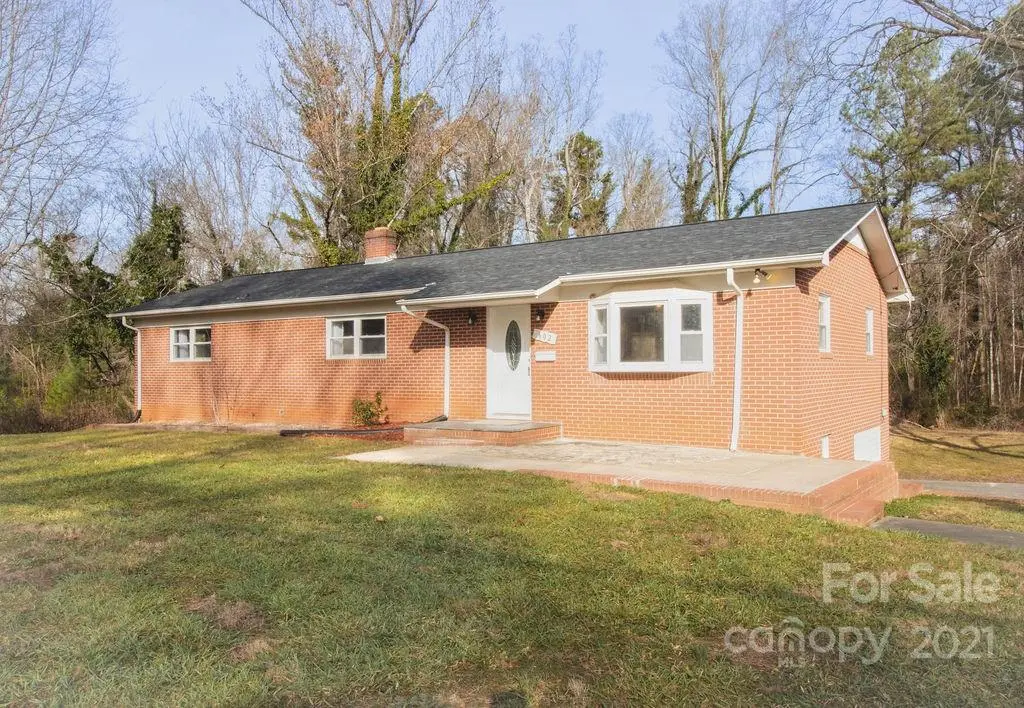 602 5th ST SW, Conover, NC 28613
