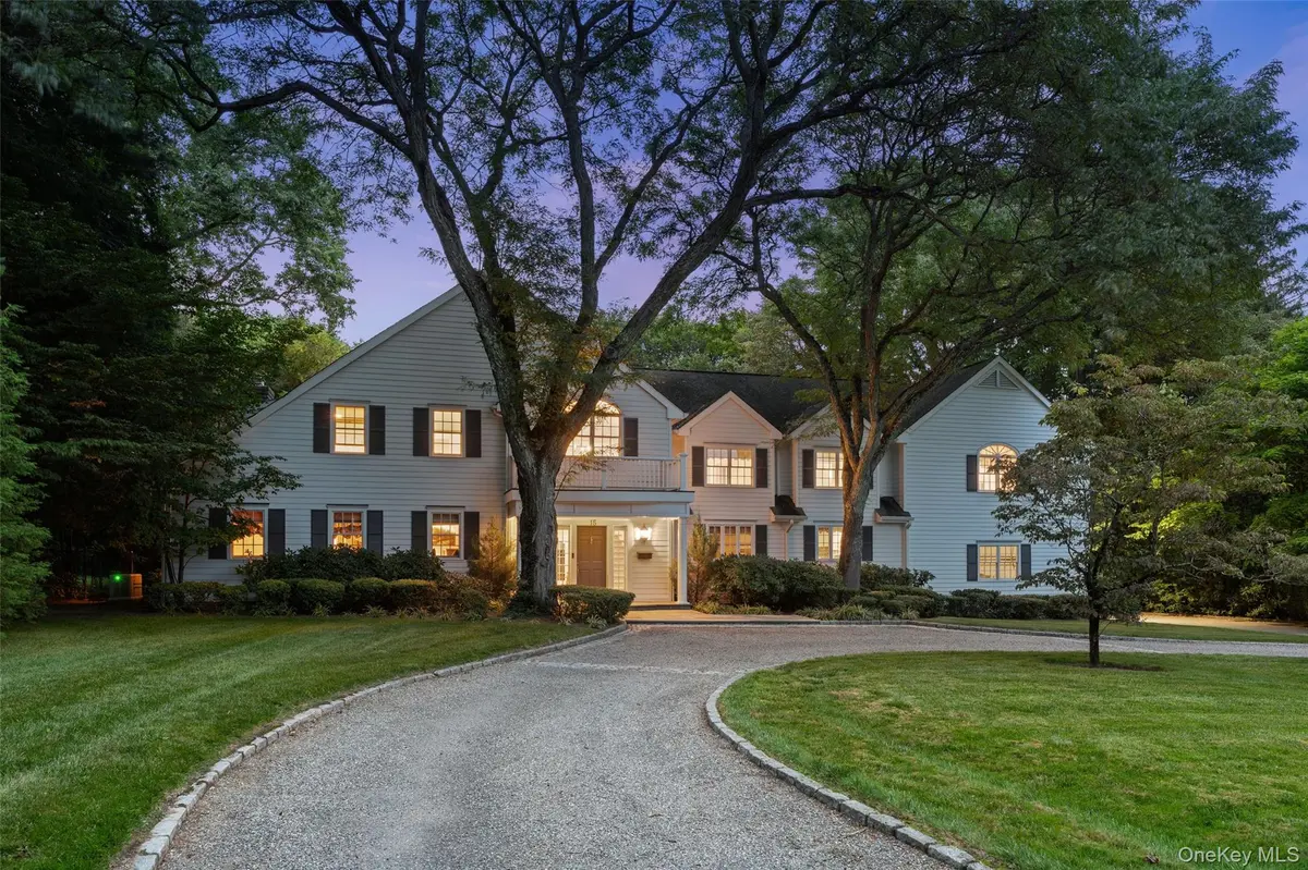 15 Sheldrake RD, Scarsdale, NY 10583