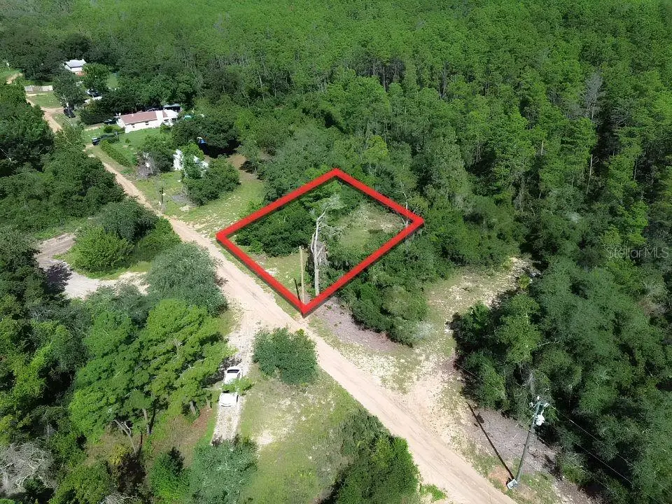 20525 SE 140TH ST, Umatilla, FL 32784