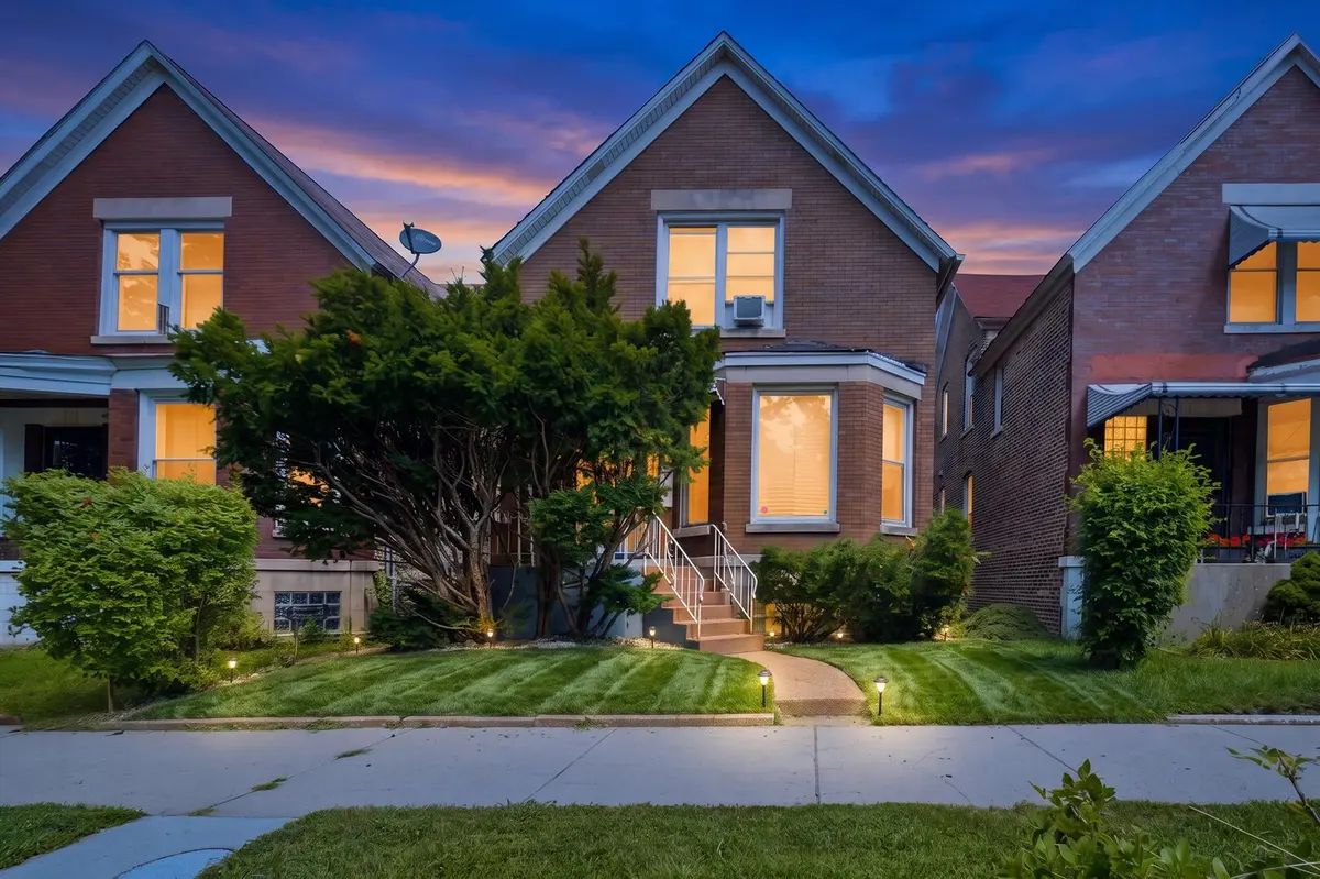 1534 E 73rd PL, Chicago, IL 60619