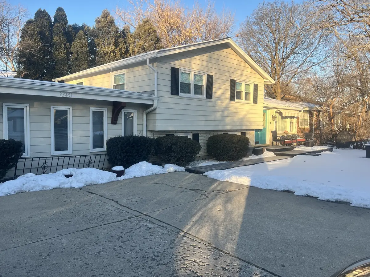 33451 N Sears BLVD, Grayslake, IL 60030