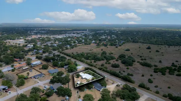410 W Fm 243, Bertram, TX 78605