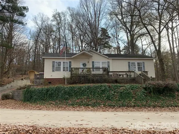 2380 BEAVER CREEK RD, Camden, SC 29020