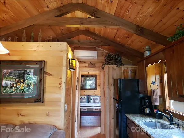 7505 HWY 108 HWY, Mill Spring, NC 28756