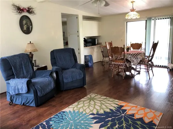 207 Cranbrook CIR, Hendersonville, NC 28792