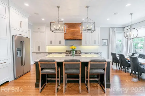 3323 Willow Oak RD, Charlotte, NC 28209