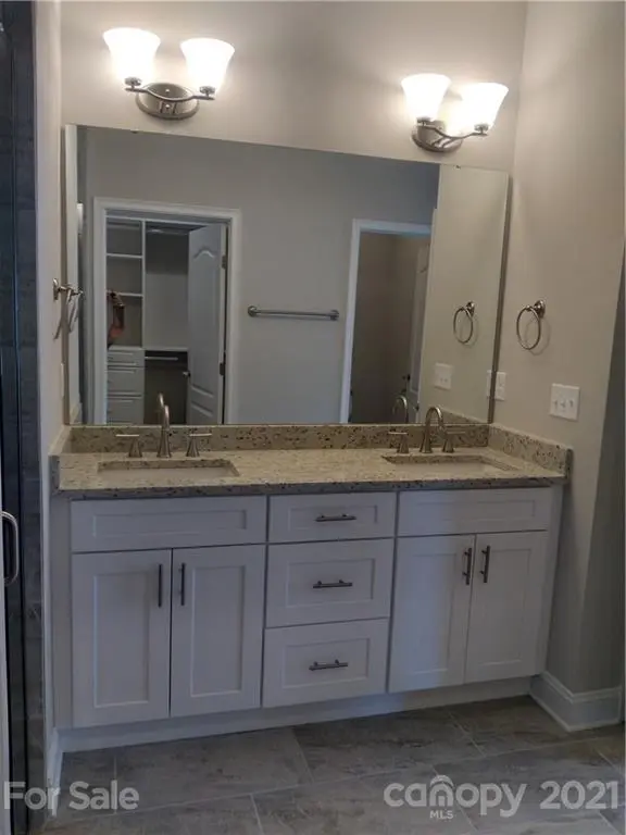 836 Wynnshire DR #22, Hickory, NC 28601