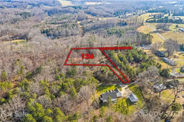 126 Stonehaven DR, Mooresville, NC 28115