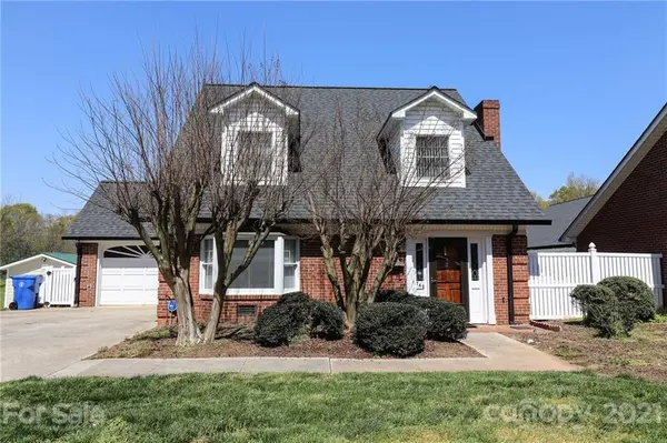 746 N Main ST #H,  Mooresville,  NC 28115