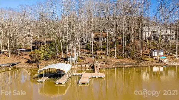 8759 Dog Leg RD, Sherrills Ford, NC 28673