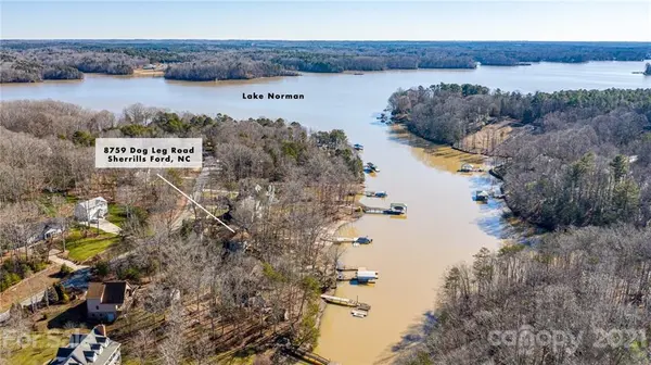 8759 Dog Leg RD, Sherrills Ford, NC 28673