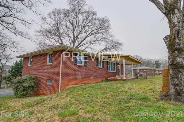 155 Gold Medallion DR, Bostic, NC 28018