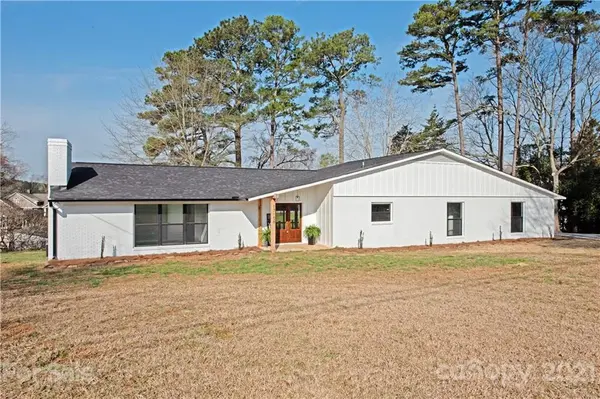 17158 Randalls Ferry RD, Norwood, NC 28128