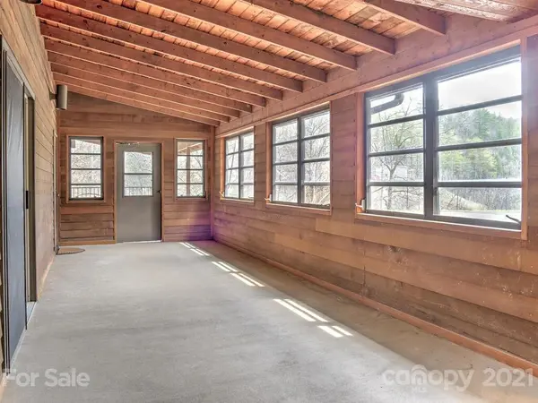 721 East Fork RD, Marshall, NC 28753
