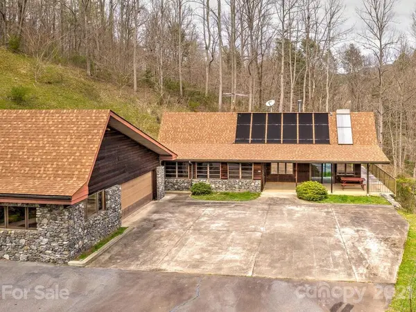 721 East Fork RD, Marshall, NC 28753