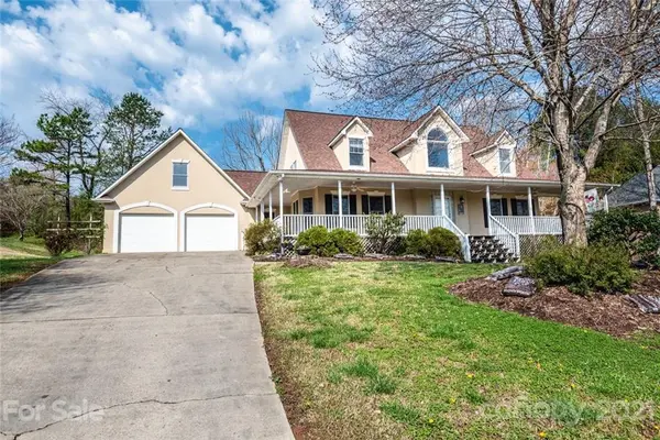 3505 4th Street BLVD NW, Hickory, NC 28601