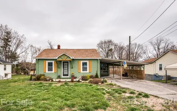 114 Settlemyre RD, Morganton, NC 28655
