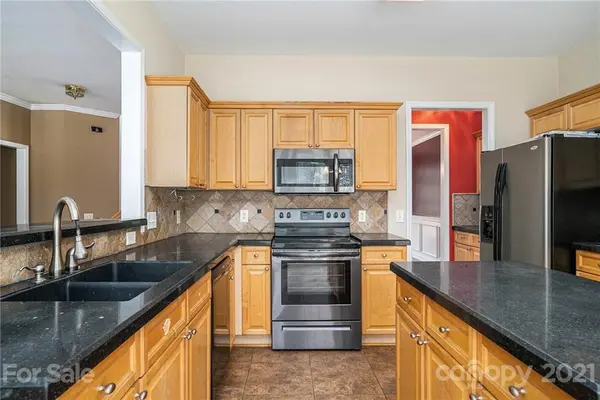 1000 Sandbox CIR, Indian Trail, NC 28079
