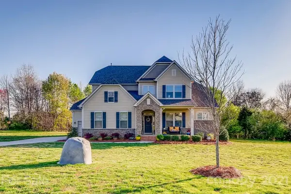 2698 Silver Stone LN, Denver, NC 28037