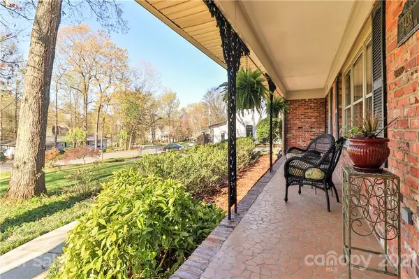 3438 Carmel Forest DR, Charlotte, NC 28226