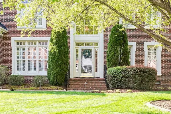 9615 St Barts LN, Huntersville, NC 28078