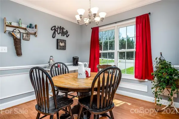 1784 Rad DR, Conover, NC 28613