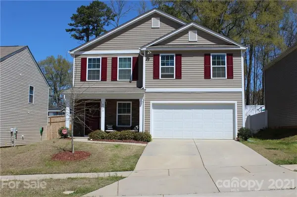 5313 Park Brook DR, Charlotte, NC 28269