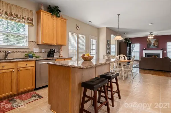 1030 Pepperwood PL, Lake Wylie, SC 29710