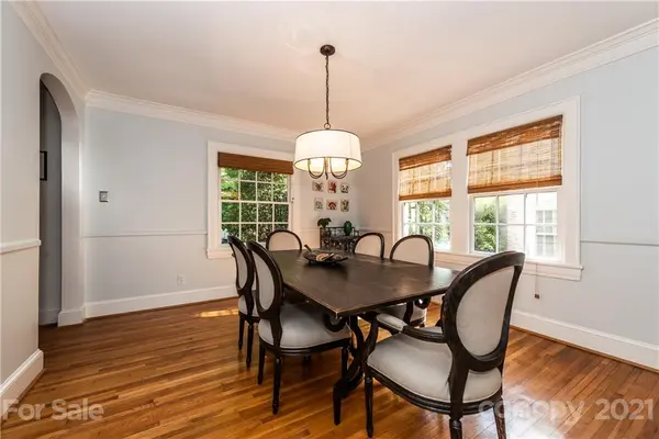 2210 Colony RD, Charlotte, NC 28209