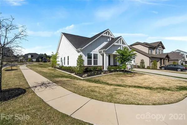 505 Red Wolf LN, Clover, SC 29710